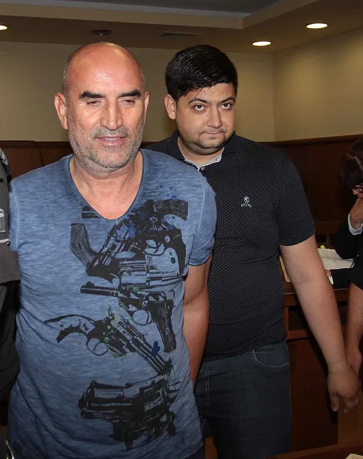 Погват Чоков за взети  с измама и насилие ниви