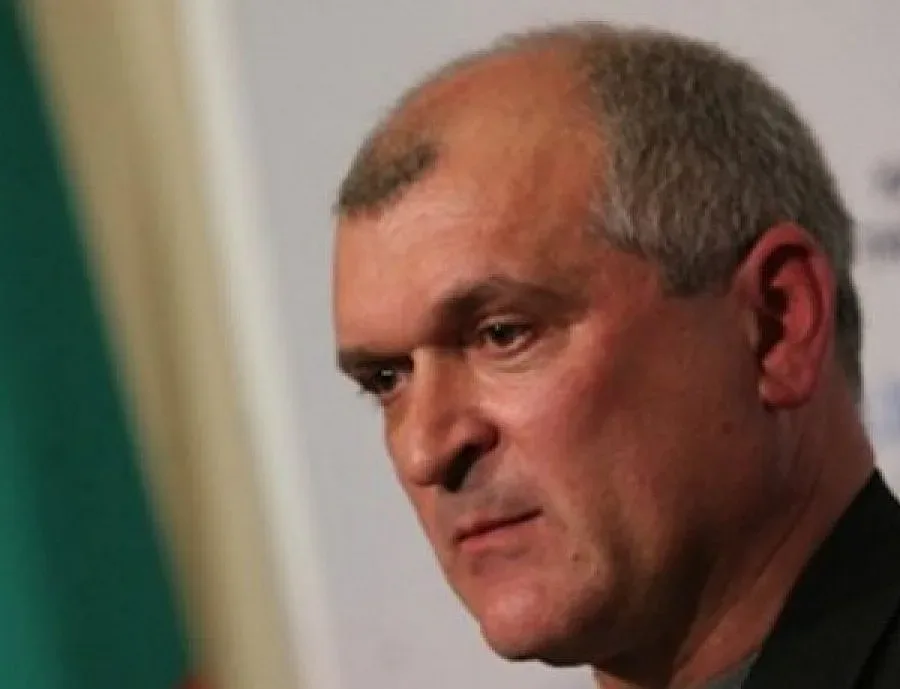 ГЕРБ подкрепи Плевнелиев срещу Слави