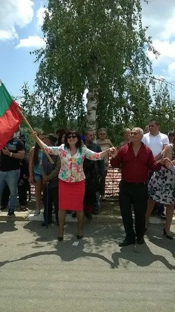 Караянчева- гост на пролетен събор в джебелското село Припек