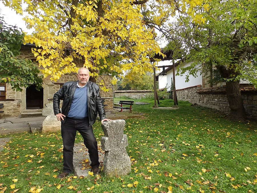 Кръстът изгрява над Арбанаси