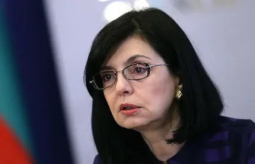 Кунева: Драстично са намалели студентите по педагогика