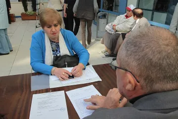 Работните мейли през уикенда - забранени със закон