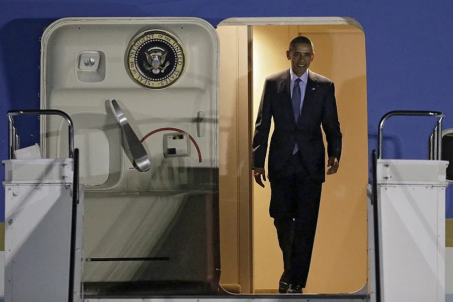 Чакат от Обама разкрития за извънземни