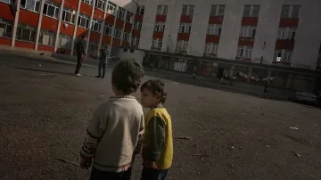 Трима в болница след бой между иракчани и афганистанци