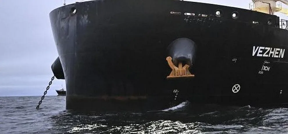 Шведските власти са на кораба "Вежен" /ОБНОВЕНА/