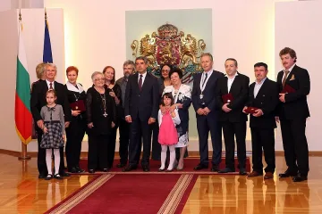 Президентът награди артисти