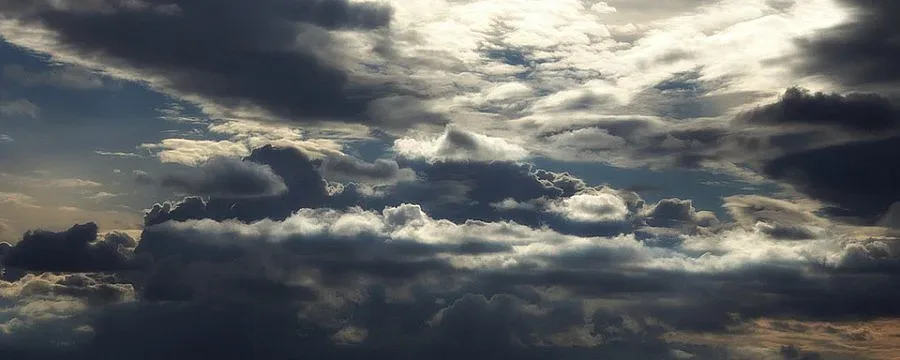 Облачно и топло в четвъртък