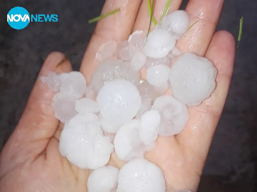 ВИДЕО: Силна градушка в Козлодуй