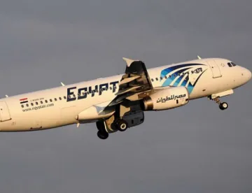 Версията за взрив на борда на A320 все по-вероятна