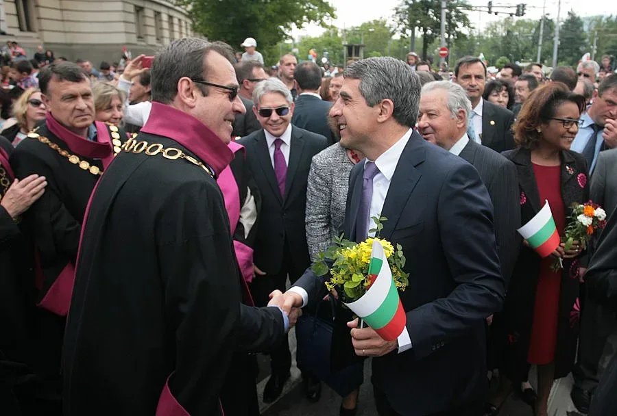 Президентът: Образованието е най-добрата инвестиция