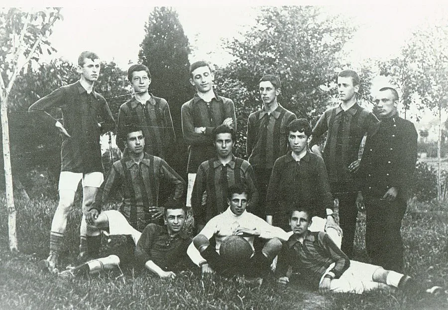 "Левски" на 102: Мечтаем, но не забравяме!