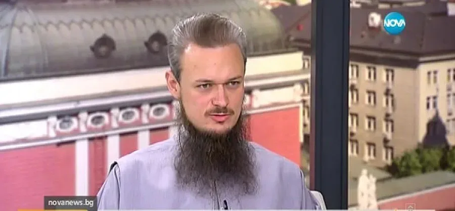 Дионисий алармира за злоупотреби в "Александър Невски"