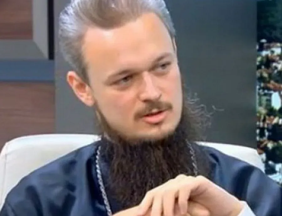 Освободиха Дионисий от "Александър Невски"