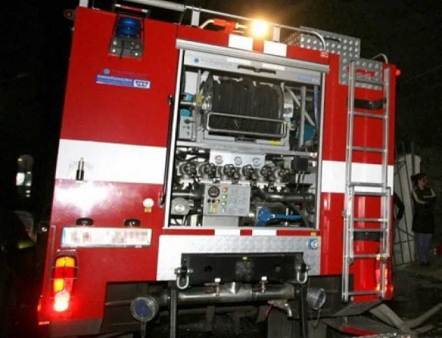 Запалиха кола в Сандански