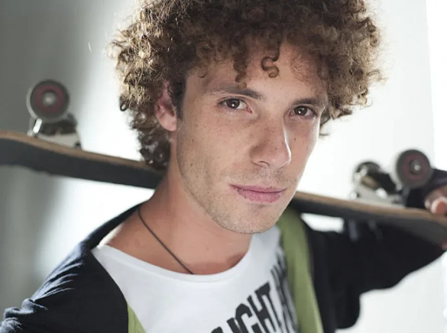 Бахаров младши се пробва в Лондон