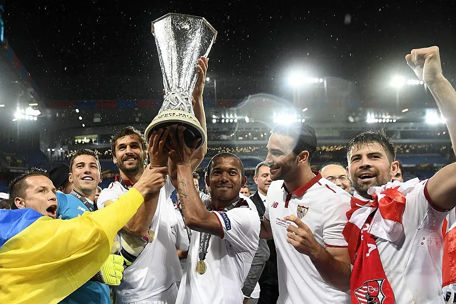 Лига Европа се размина с нов "Хейзел" (ОБЗОР)