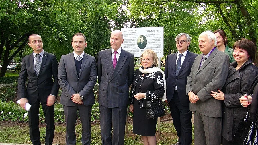 Тройна почит за испански спасител на евреи у нас