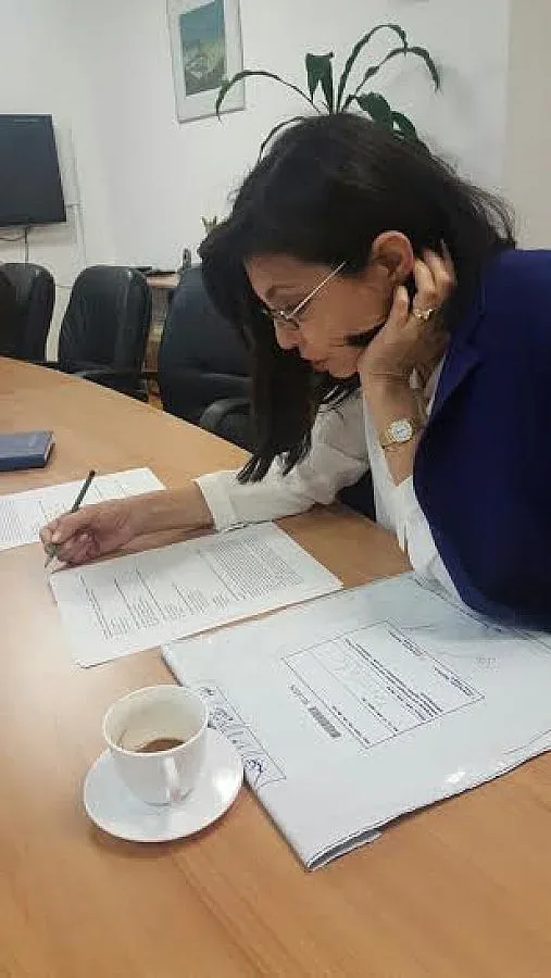 Кунева реши матурата за 30 минути