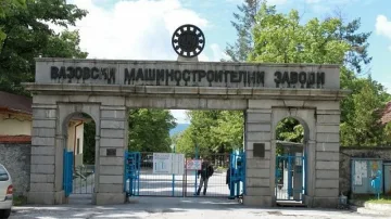 Лукарски откри първия изцяло обновен цех на ВМЗ-Сопот