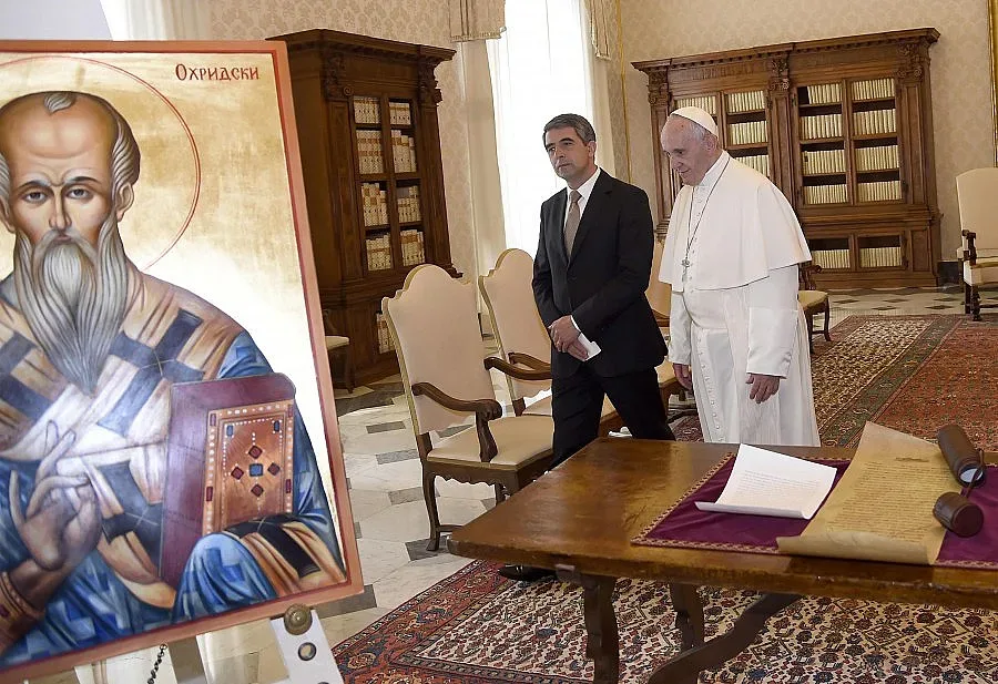 Плевнелиев покани папа Франциск у нас