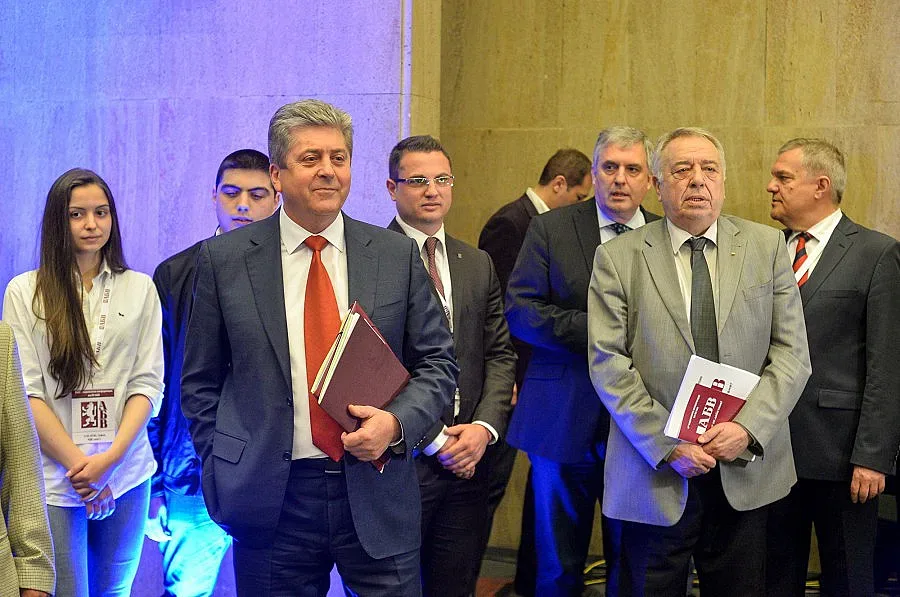 АБВ се прицели в "Дондуков" 2 (ОБЗОР)