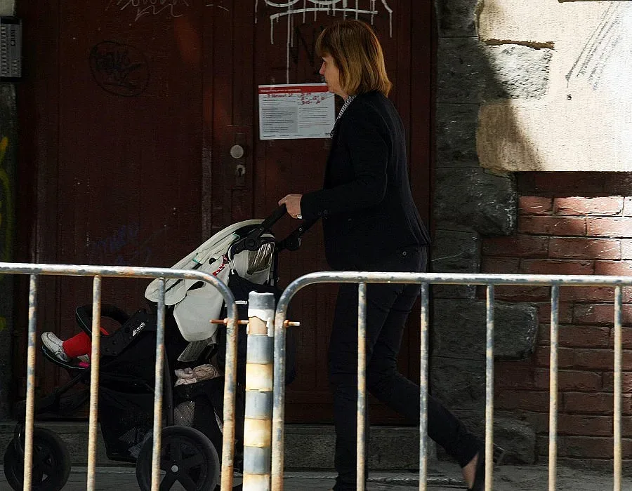 Фандъкова разходи Елия на слънце