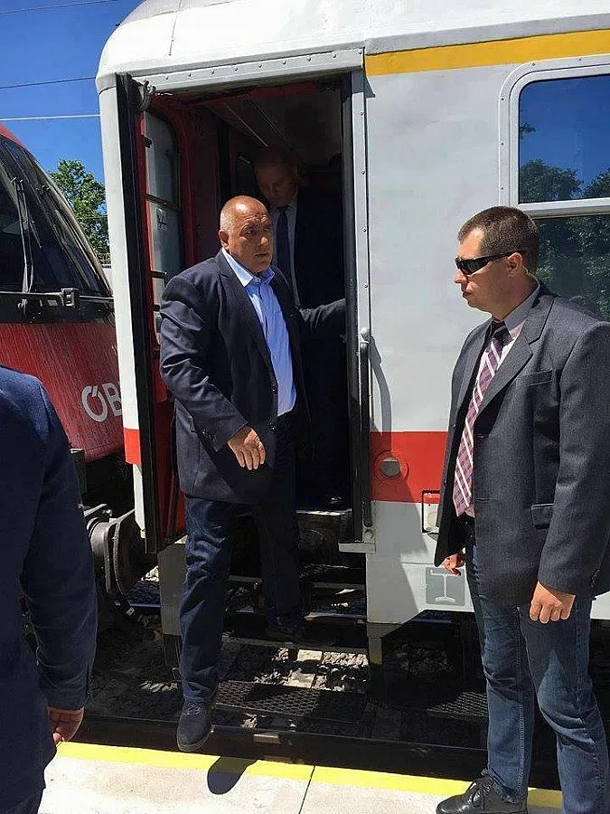 Борисов: Калфин се държа джентълменски