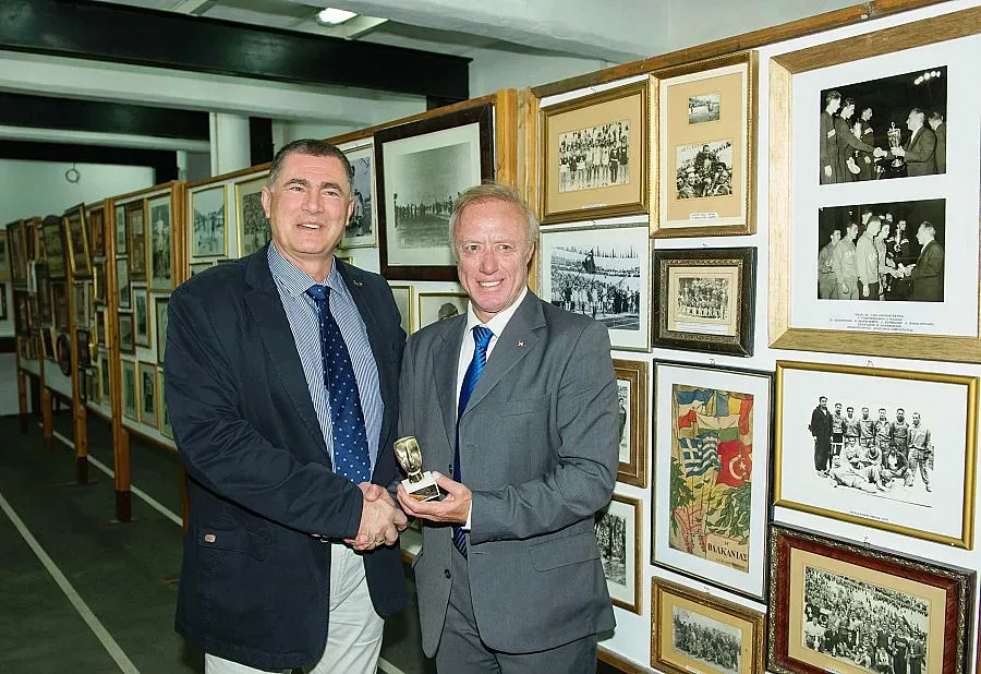 Карамарнов откри музея на Балканската атлетика