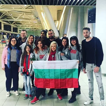 Поли Генова с видео до парламента за вота в чужбина