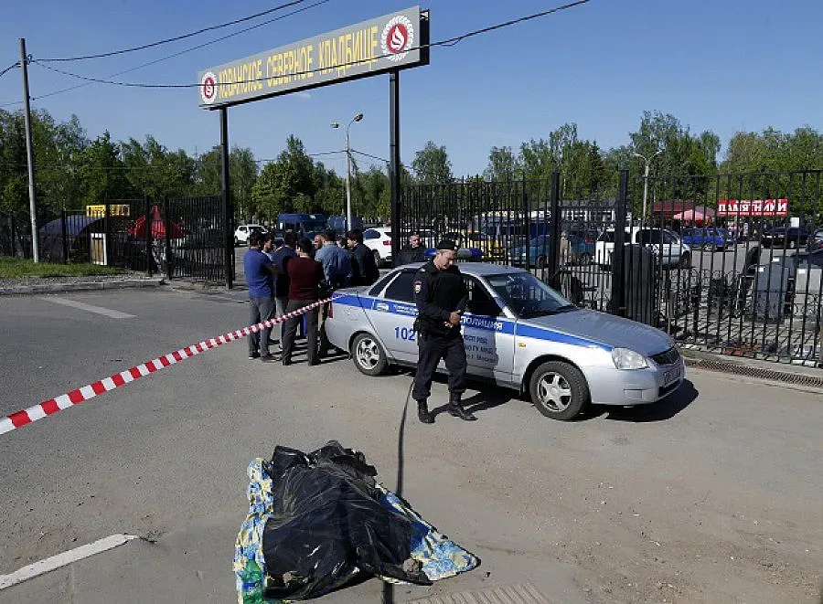 Касапница на руско гробище