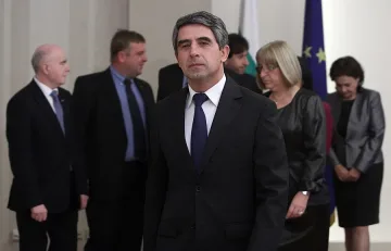 Плевнелиев дава на съд референдума на Слави