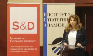 Йотова: Европа не отчете последствията от Арабската пролет