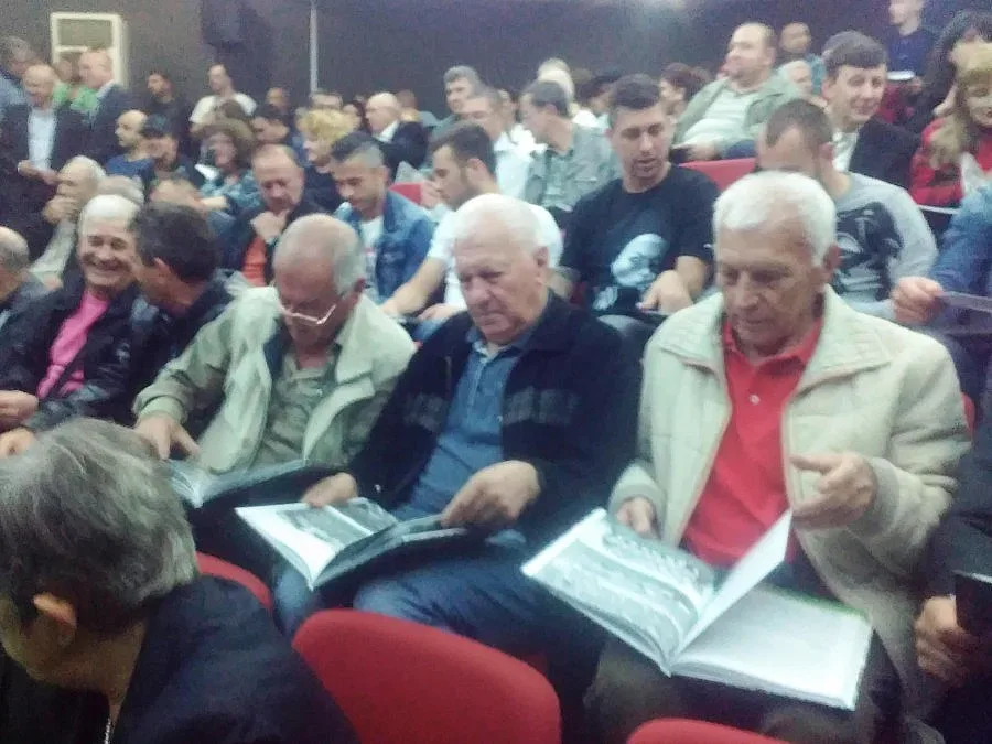 Нови медали и титли пожелаха на вековния "Берое"