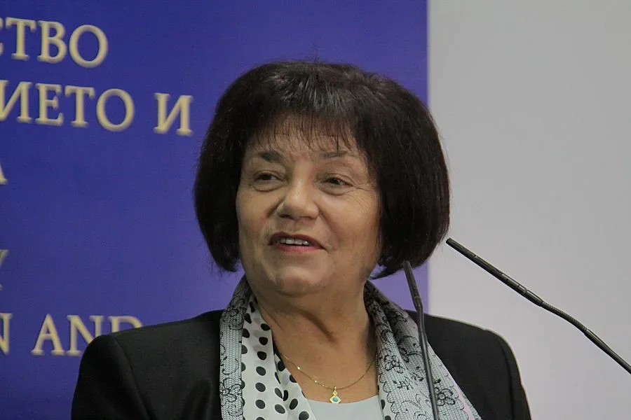 300 лв. учителски бонус за 24 май