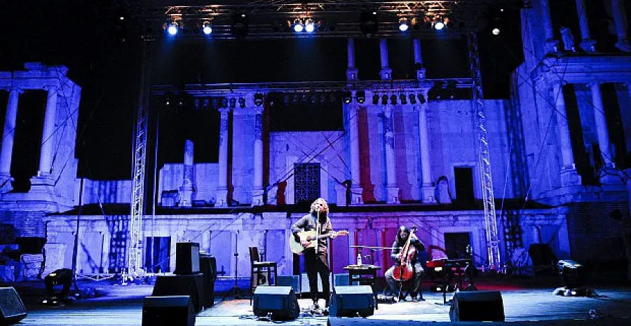 Крис Корнел пя 2 часа в Античния театър