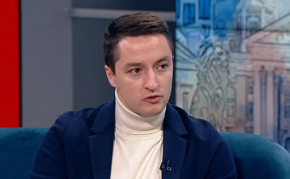 Депутат от "Промяната" подкрепи отнемането на имунитетите на дерибеите