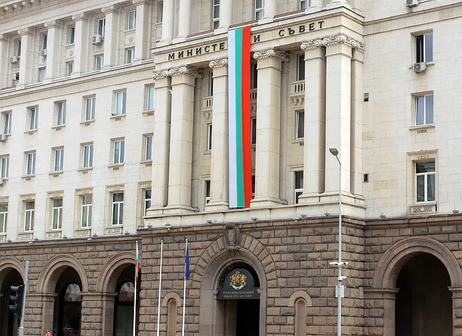 Борисов разписа шест уволнения