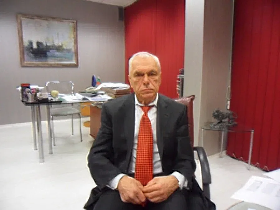 Симеон Варчев: Забравиха ме заради паркинсона