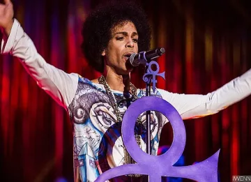 700 "откриха", че са роднини на Принс