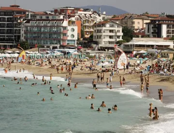 Връзват хотелите с НАП и МВР