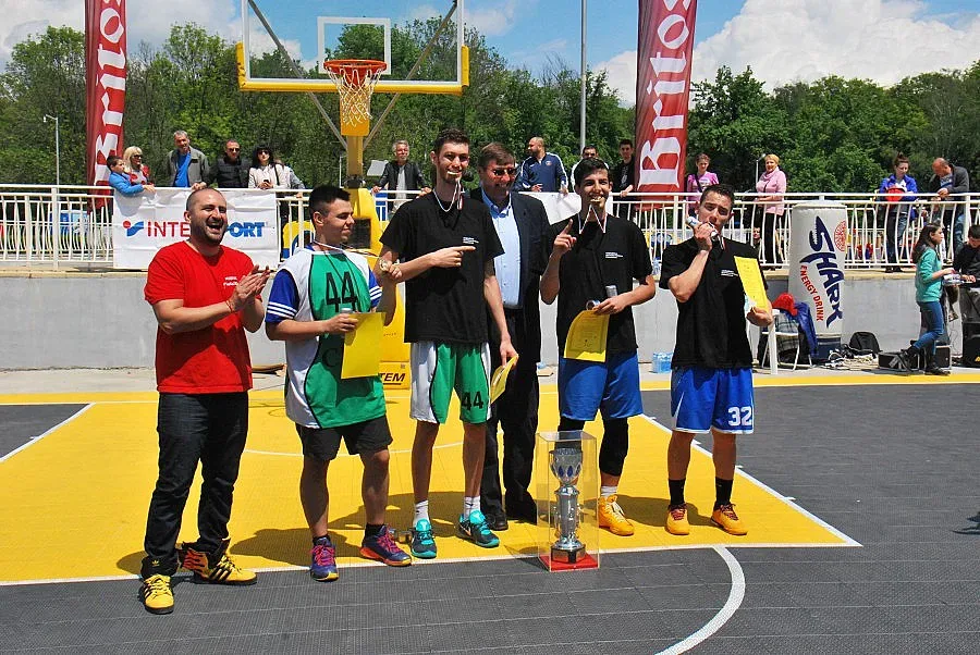 СМГ спечели драматично купа „Манченко”