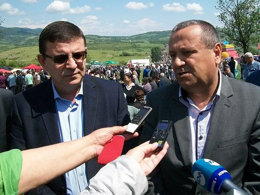 Риза: Възможностите за спасяване на това правителство са изчерпани