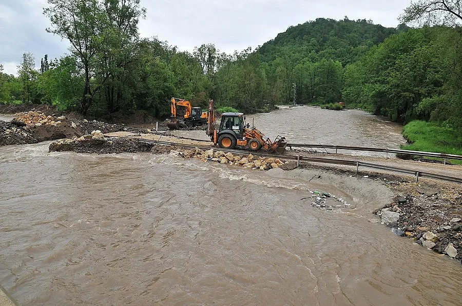 Възстановиха пътя Монтана – Берковица
