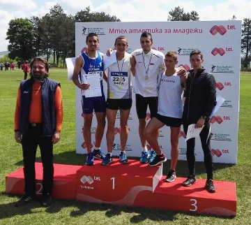 Делибашев и Георгиева с победи в Луковит