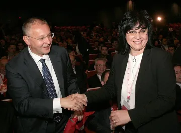 Нинова: Ничие его не е над авторитета на БСП 