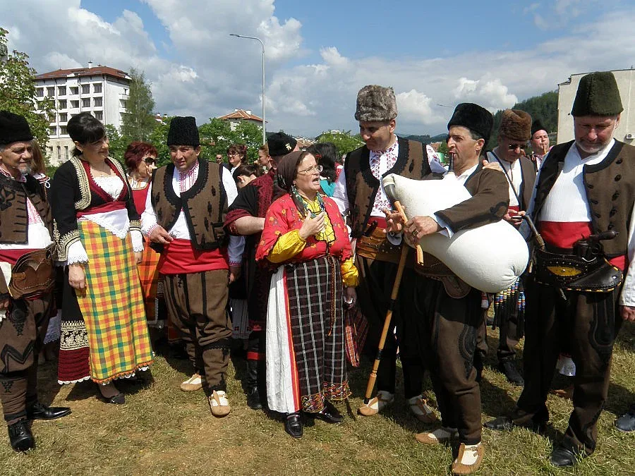 Цветанов пръв гост на фолклорен фест в Златоград