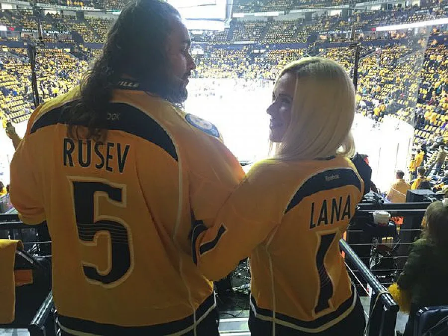 Русев покори и НХЛ