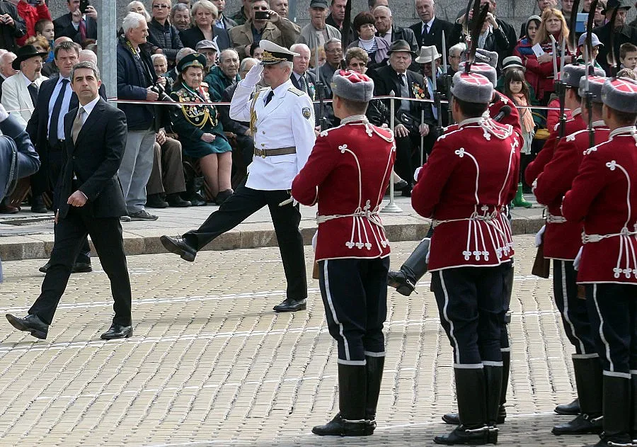 Президентът: Мирът и свободата са пред изпитание