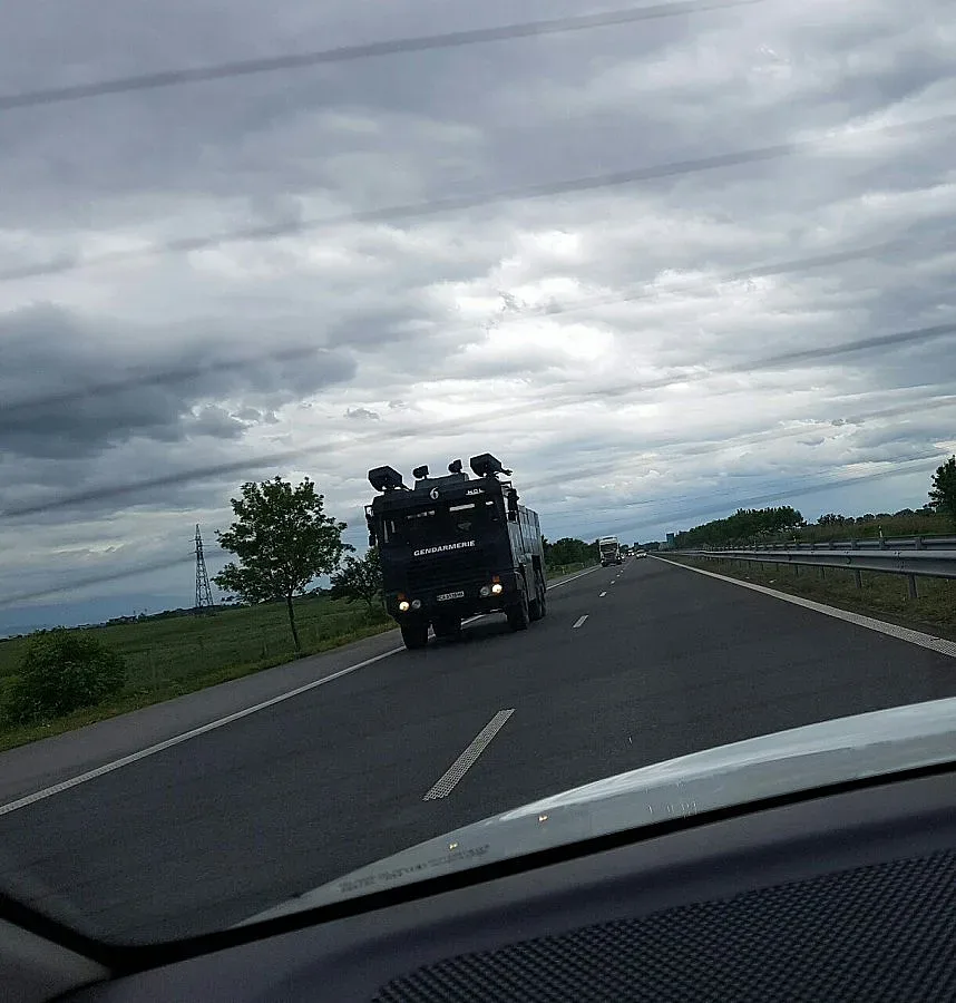 Още жандармерия в Раднево заради кървавите сблъсъци