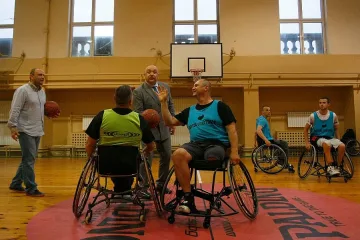 Кралев чака пет медала от боксьорките ни